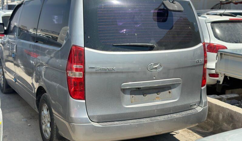 
								 مستعمل هيونداي – Hyundai فان – H1 ممتلئ									