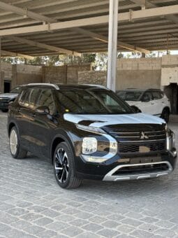 ميتسوبيشي – Mitsubishi Outlander