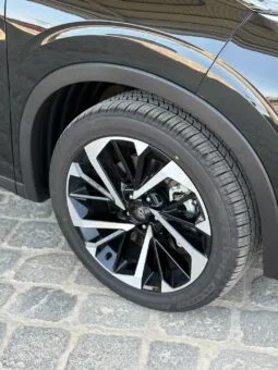 ميتسوبيشي – Mitsubishi Outlander