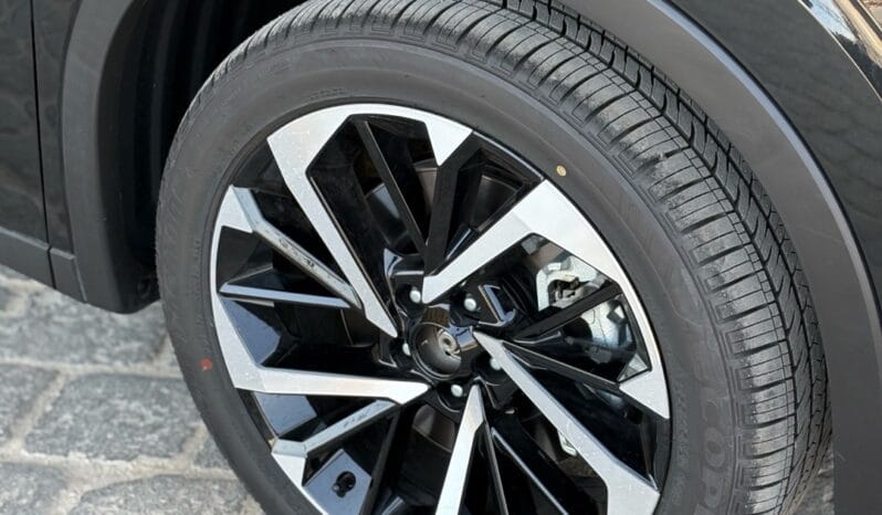
								 ميتسوبيشي – Mitsubishi Outlander ممتلئ									