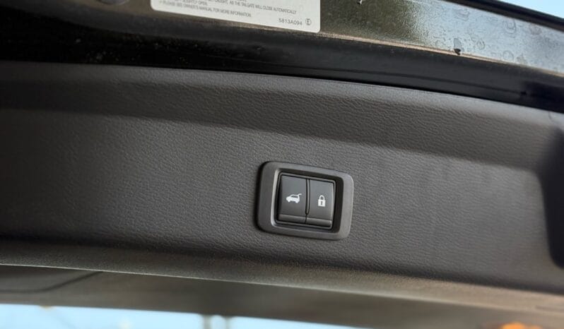 
								 ميتسوبيشي – Mitsubishi Outlander ممتلئ									