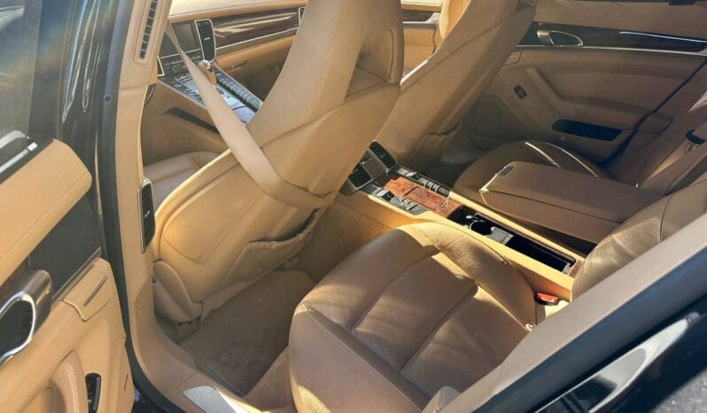 
								 بورش – Porsche باناميرا – Panamera ممتلئ									