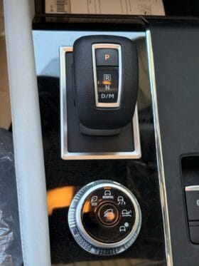 ميتسوبيشي – Mitsubishi Outlander
