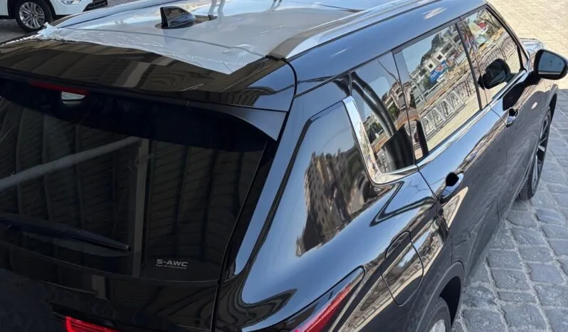 
								 ميتسوبيشي – Mitsubishi Outlander ممتلئ									