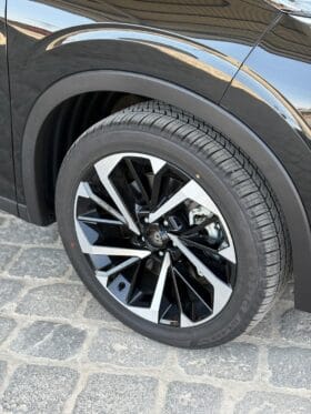 ميتسوبيشي – Mitsubishi Outlander