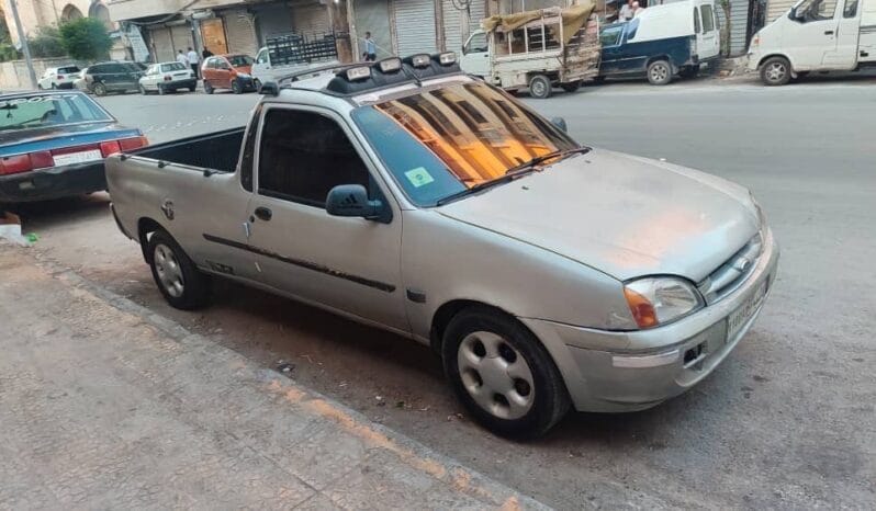 
								 فورد – Ford كورير – Courier ممتلئ									