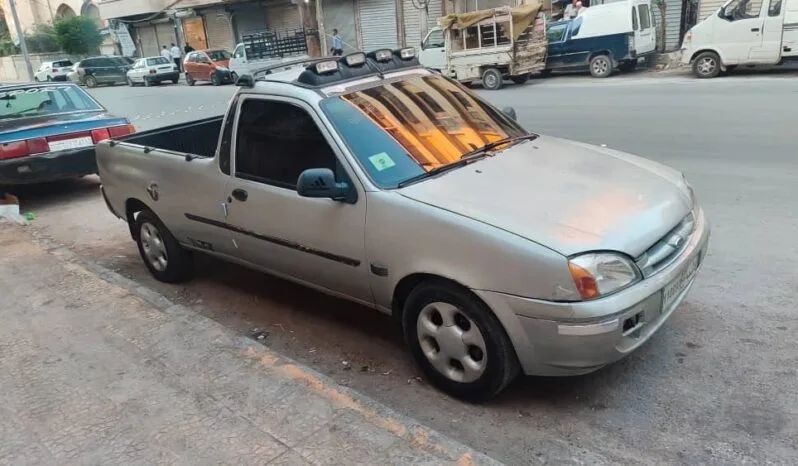 
								 فورد – Ford كورير – Courier ممتلئ									