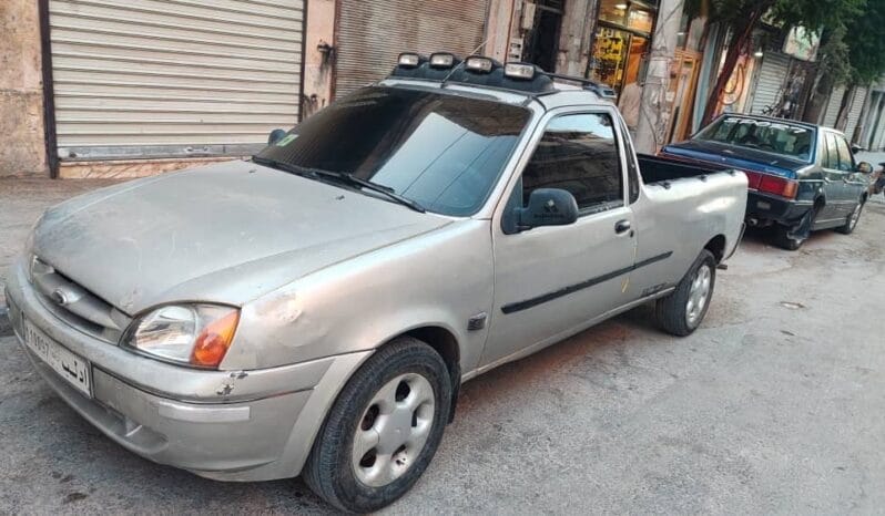 
								 فورد – Ford كورير – Courier ممتلئ									
