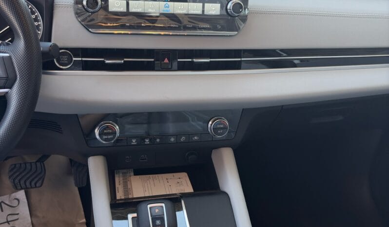 
								 ميتسوبيشي – Mitsubishi Outlander ممتلئ									
