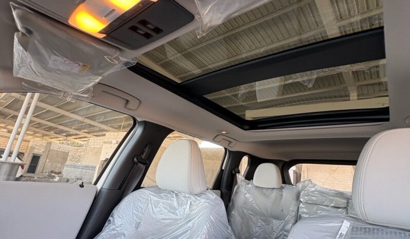 
								 ميتسوبيشي – Mitsubishi Outlander ممتلئ									