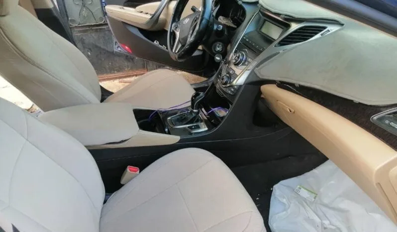 
								 هيونداي – Hyundai ازيرا – Azera ممتلئ									