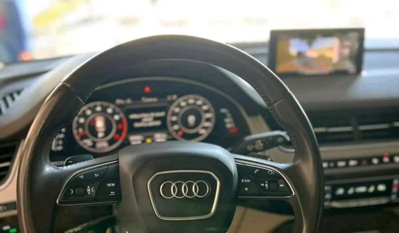 
								 اودي – Audi Q7 ممتلئ									