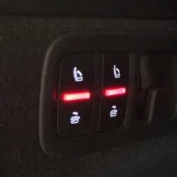 
										 اودي – Audi Q7 ممتلئ									