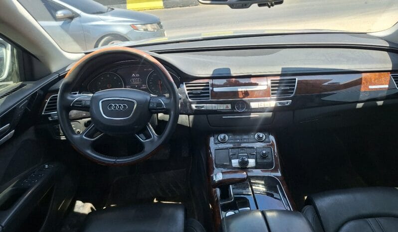 
								 اودي – Audi A8 ممتلئ									