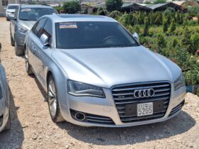 اودي – Audi A8