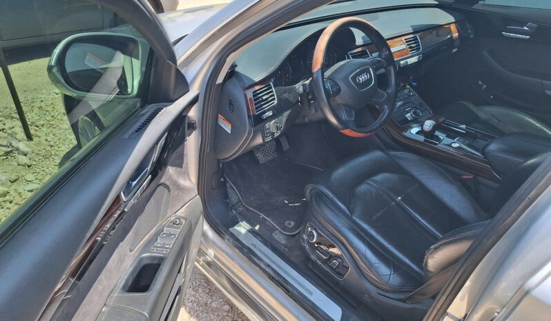 
								 اودي – Audi A8 ممتلئ									