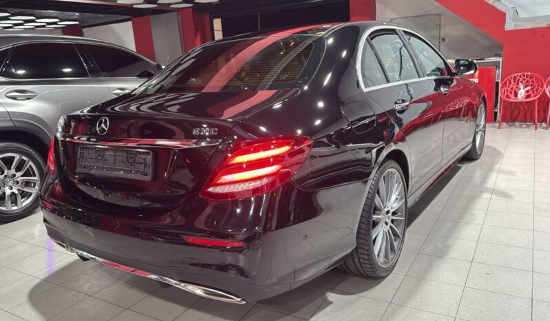 
								 مرسيدس بينز – Mercedes benz E300 ممتلئ									