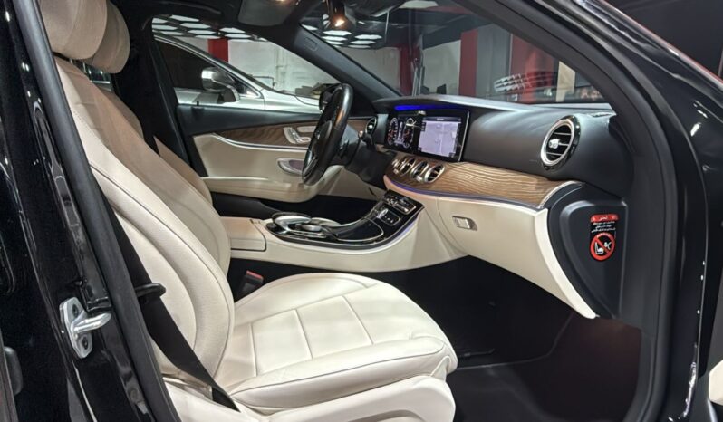 
								 مرسيدس بينز – Mercedes benz E300 ممتلئ									