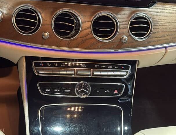 
								 مرسيدس بينز – Mercedes benz E300 ممتلئ									