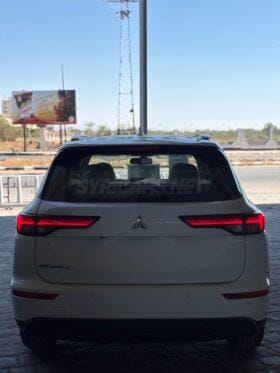 ميتسوبيشي – Mitsubishi Outlander