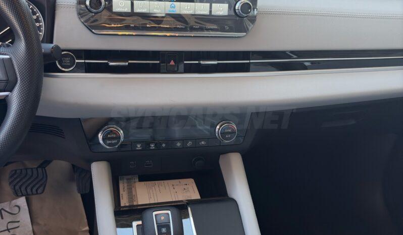 
								 ميتسوبيشي – Mitsubishi Outlander ممتلئ									