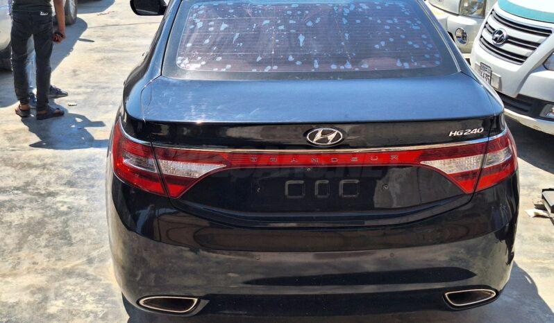 
								 هيونداي – Hyundai ازيرا – Azera ممتلئ									