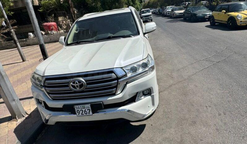 
								 تويوتا – Toyota لاند كروزر – Land Cruiser ممتلئ									
