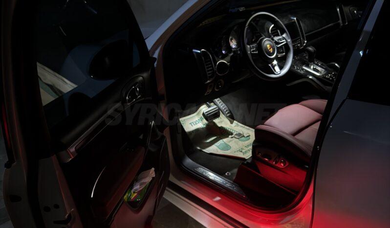 
								 بورش – Porsche كايين – Cayenne ممتلئ									