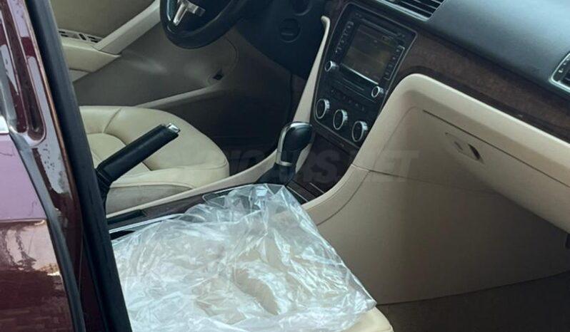 
								 فولكس فاكن – Volkswagen باسات – Passat ممتلئ									