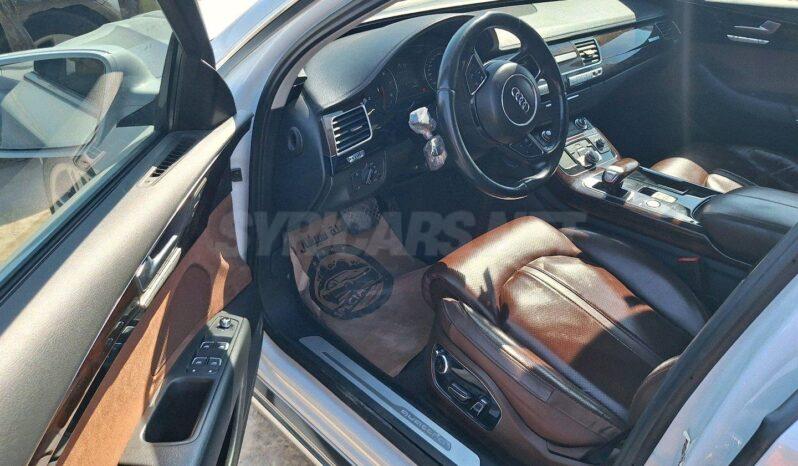 
								 اودي – Audi A8 ممتلئ									