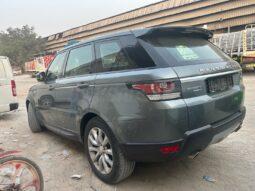 
										 لاند روفر – Land Rover سبورت – Range Rover Sport ممتلئ									