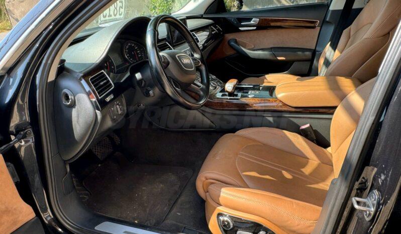 
								 اودي – Audi A8 ممتلئ									