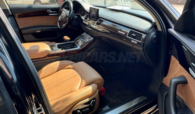 
								 اودي – Audi A8 ممتلئ									