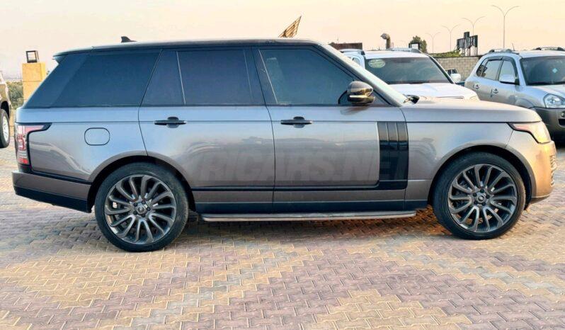 
								 لاند روفر – Land Rover فوغ – Range Rover Vogue ممتلئ									