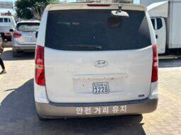 
										 مستعمل هيونداي – Hyundai فان – H1 ممتلئ									