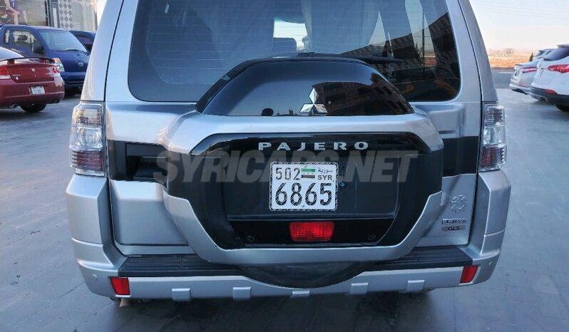 
								 ميتسوبيشي – Mitsubishi Pajero ممتلئ									