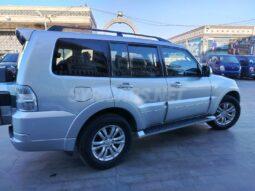 
										 ميتسوبيشي – Mitsubishi Pajero ممتلئ									