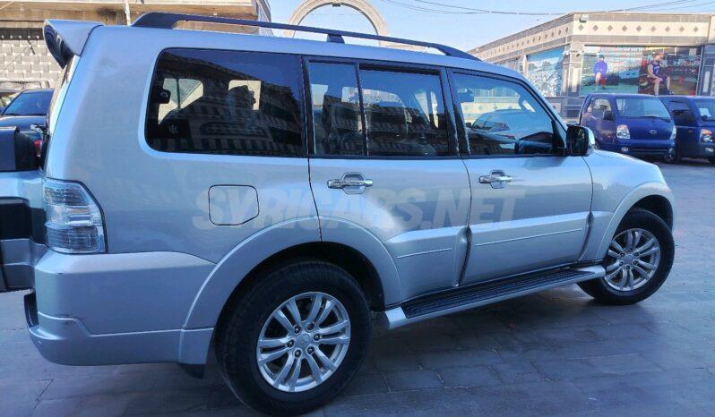 
								 ميتسوبيشي – Mitsubishi Pajero ممتلئ									
