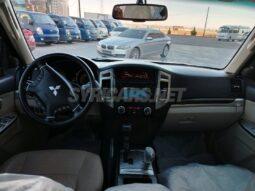 
										 ميتسوبيشي – Mitsubishi Pajero ممتلئ									