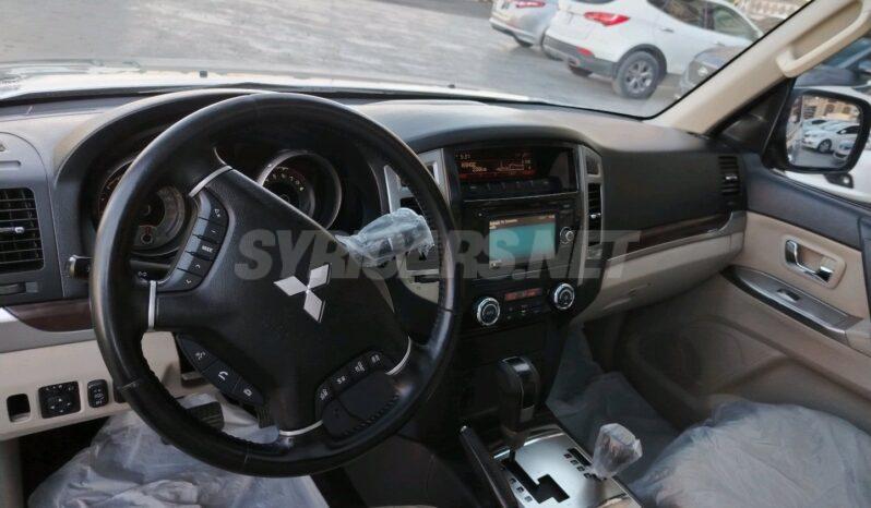 
								 ميتسوبيشي – Mitsubishi Pajero ممتلئ									