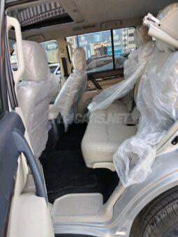 
										 ميتسوبيشي – Mitsubishi Pajero ممتلئ									