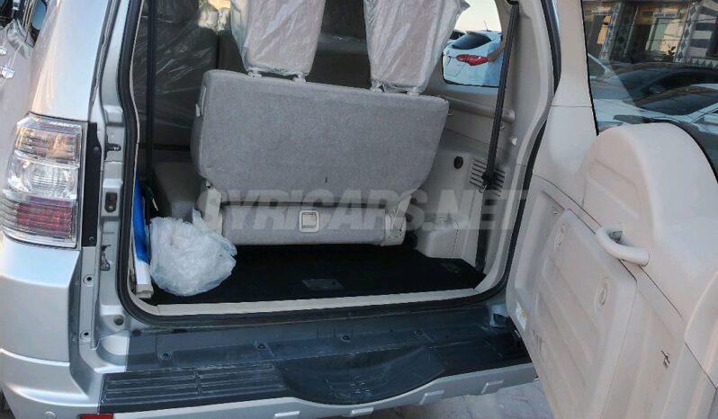 
								 ميتسوبيشي – Mitsubishi Pajero ممتلئ									