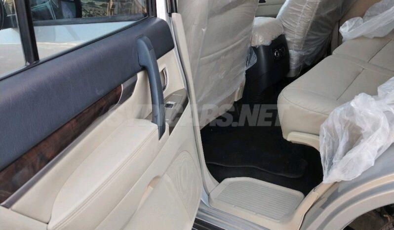
								 ميتسوبيشي – Mitsubishi Pajero ممتلئ									