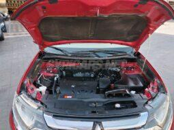 
										 ميتسوبيشي – Mitsubishi Outlander ممتلئ									