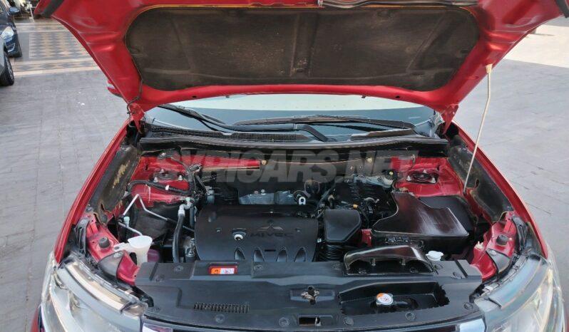 
								 ميتسوبيشي – Mitsubishi Outlander ممتلئ									