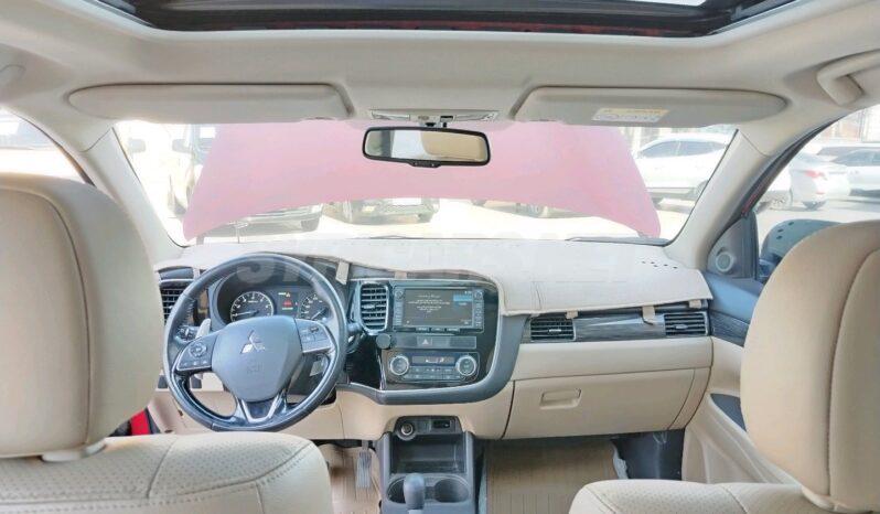 
								 ميتسوبيشي – Mitsubishi Outlander ممتلئ									