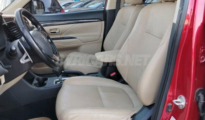 
								 ميتسوبيشي – Mitsubishi Outlander ممتلئ									