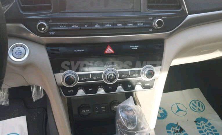 
								 هيونداي – Hyundai الينترا – Elantra ممتلئ									