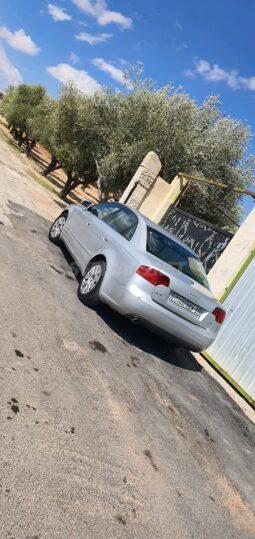 
										 اودي – Audi A4 ممتلئ									