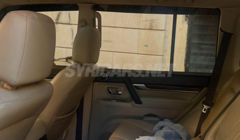 
								 ميتسوبيشي – Mitsubishi Pajero ممتلئ									